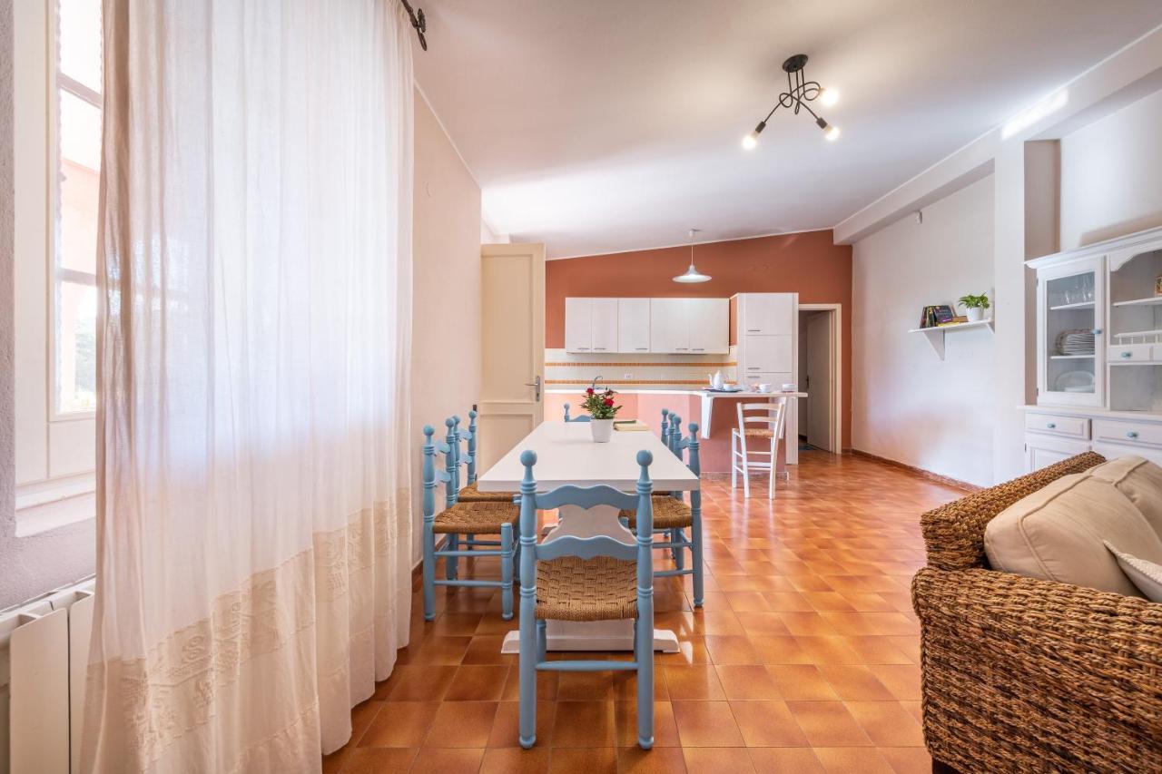 Villa Serra Quartu SantʼElena Exteriör bild