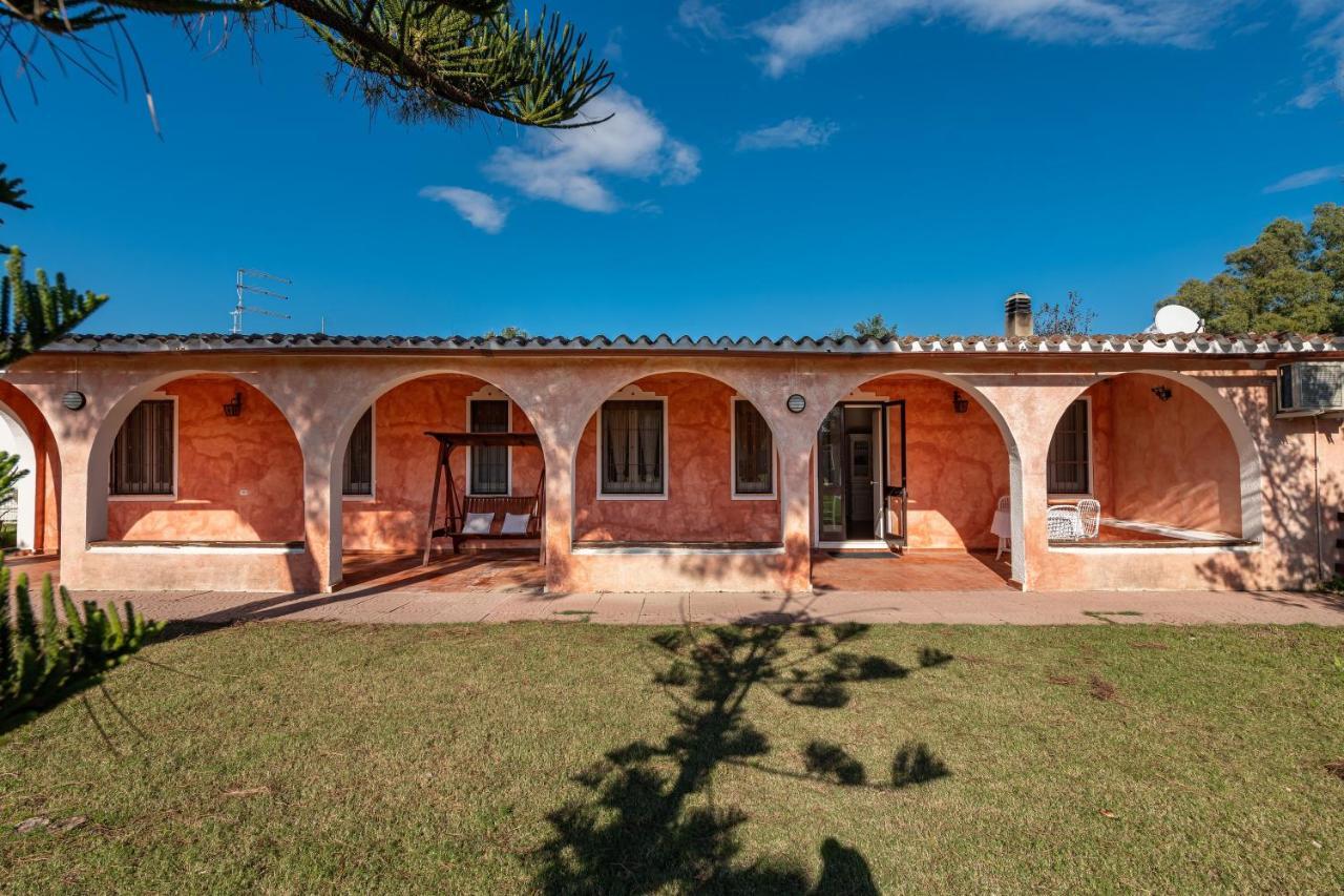 Villa Serra Quartu SantʼElena Exteriör bild