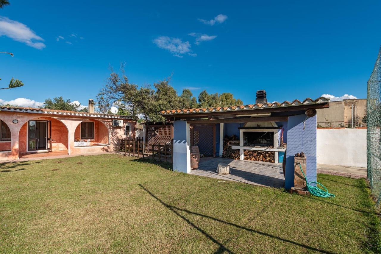 Villa Serra Quartu SantʼElena Exteriör bild